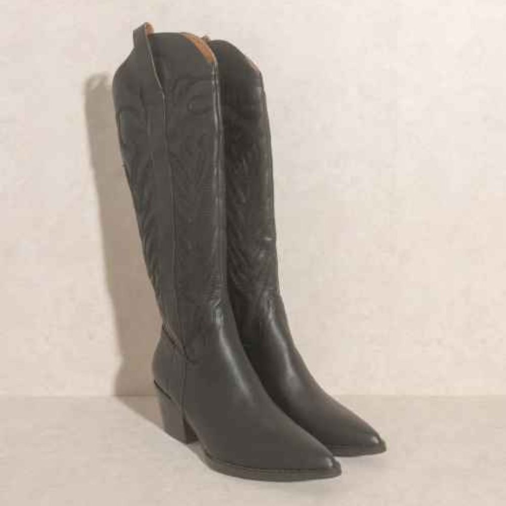 Oasis Society The Samara - Black Embroidered Tall Boot size 6.5 - Picture 3 of 7
